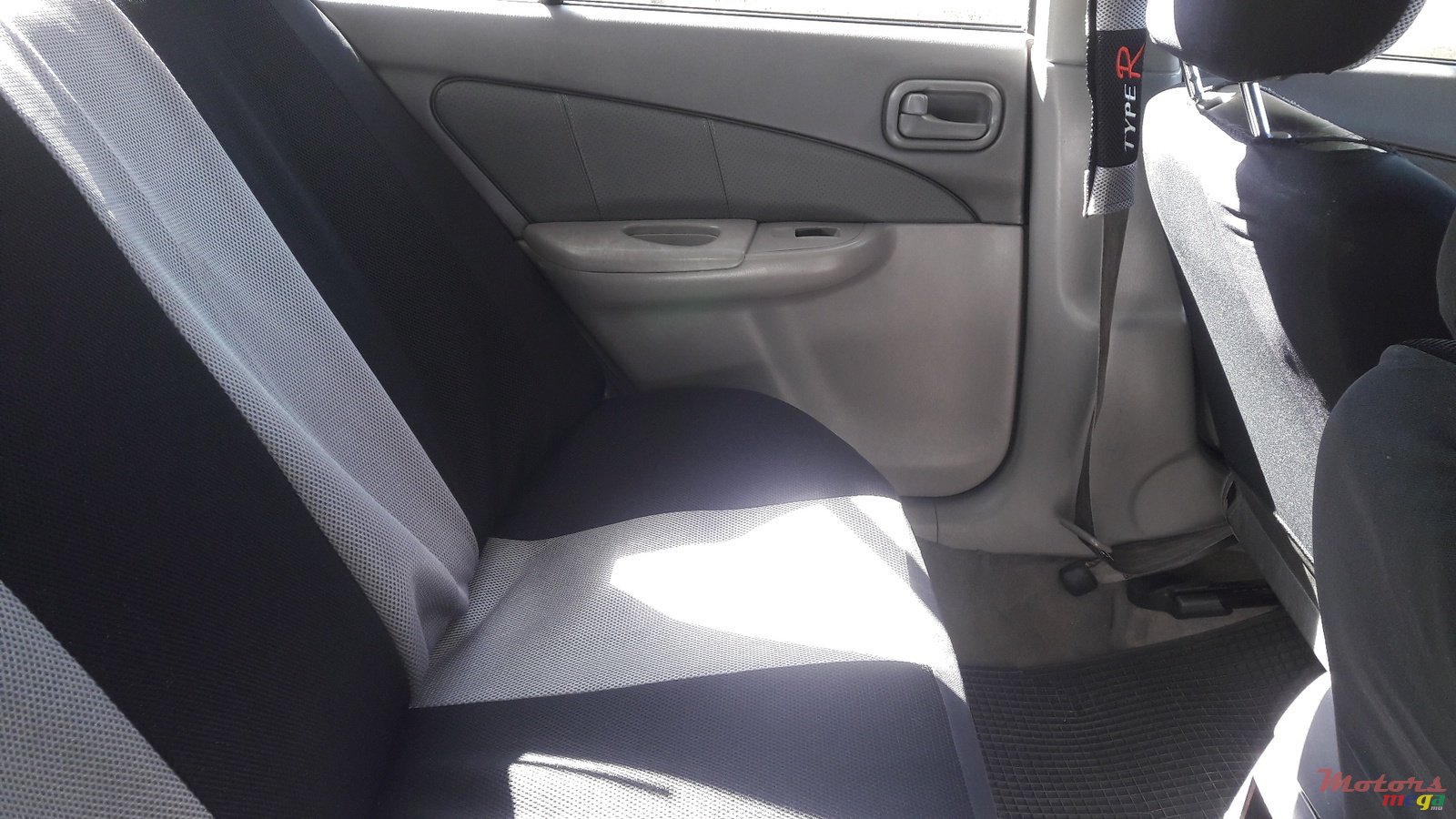 1999' Nissan Sunny photo #4