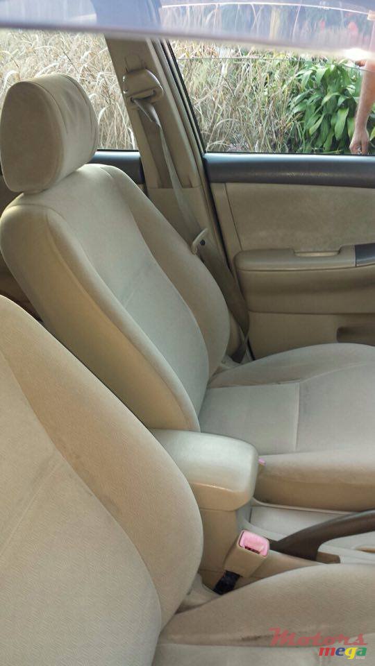 2006' Toyota Fielder photo #3