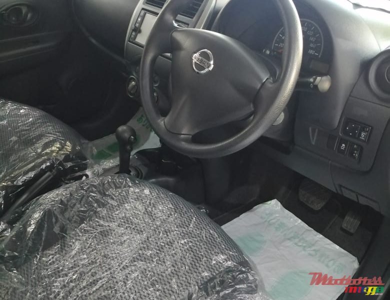 2018' Nissan March photo #3