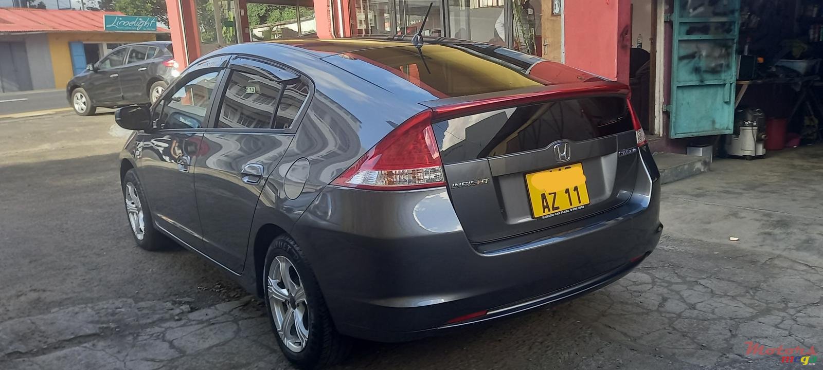 2011' Honda Insight photo #3