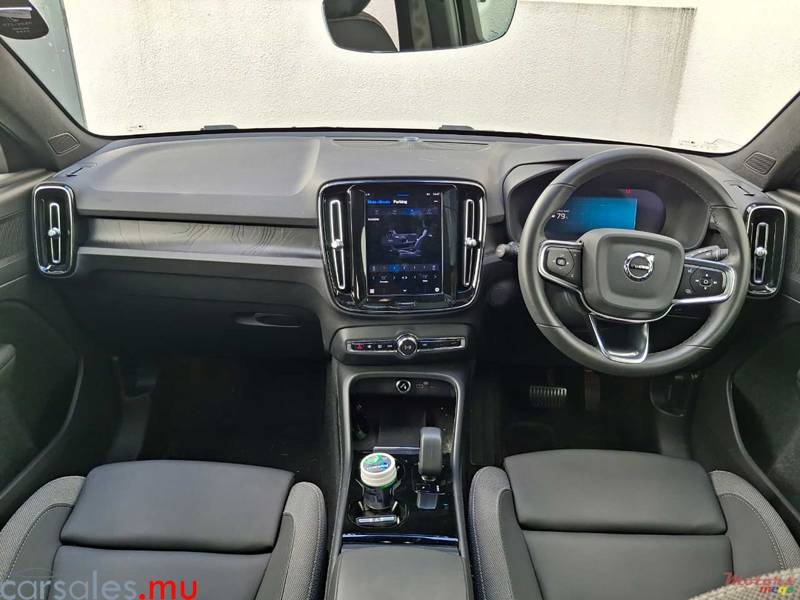 2023' Volvo C40 photo #6