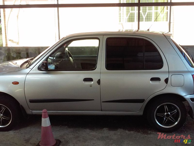 2000' Nissan Micra photo #1