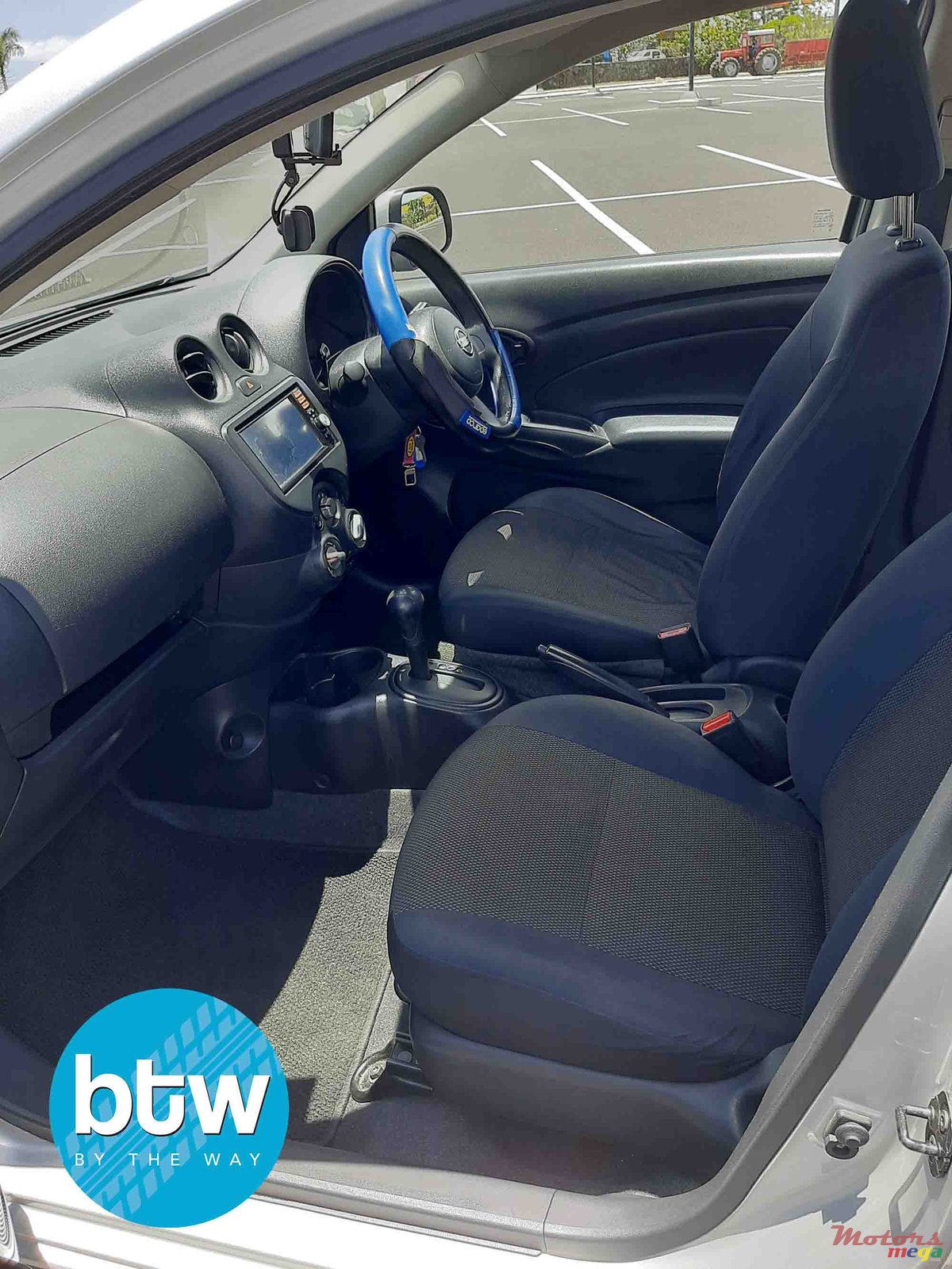 2013' Nissan Almera photo #5