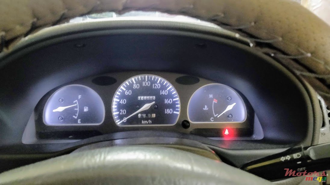 1997' Toyota Starlet Carat photo #6