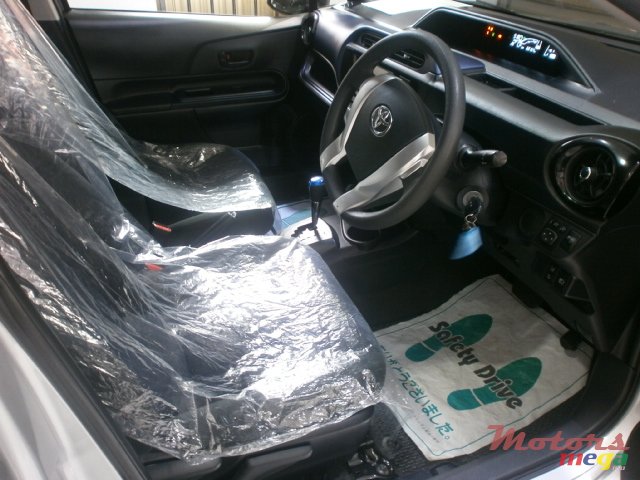 2016' Nissan March photo #5