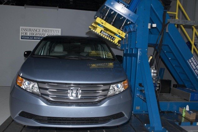 Top Safety Pick awards goes to Honda Odyssey, GM Lambda CUVs