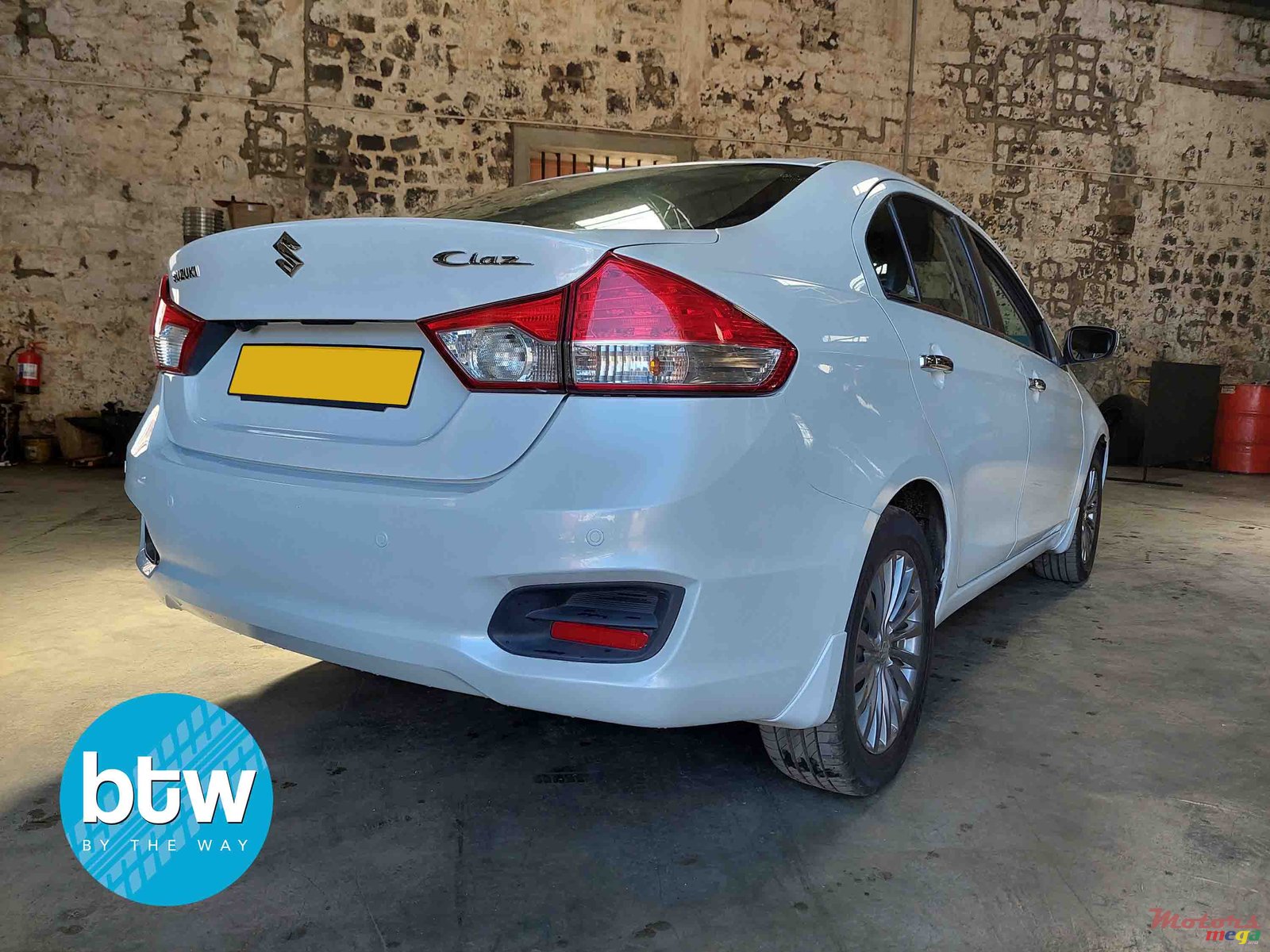 2016' Suzuki photo #3