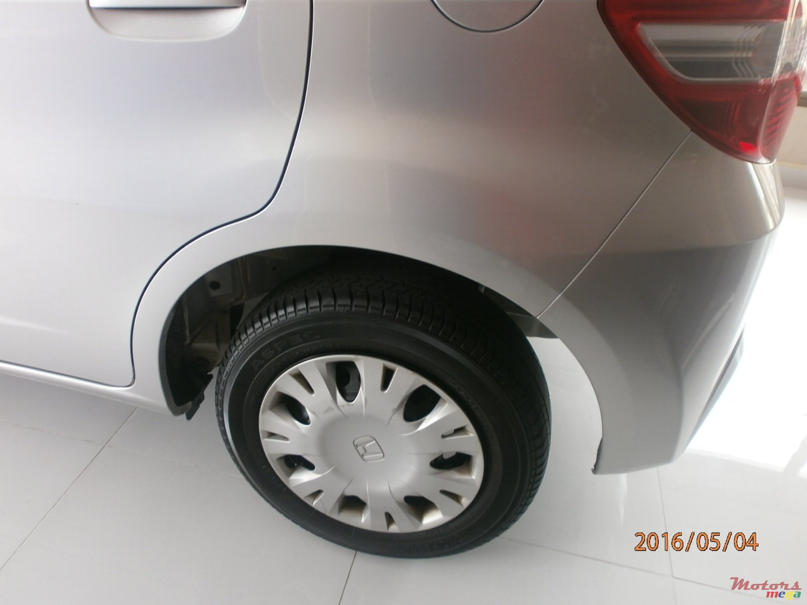 2013' Honda Fit fit photo #4