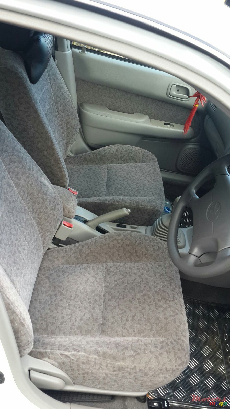 1997' Toyota Corolla photo #1