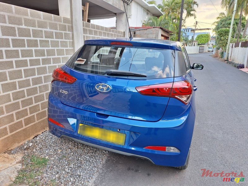 2016' Hyundai i20 photo #3