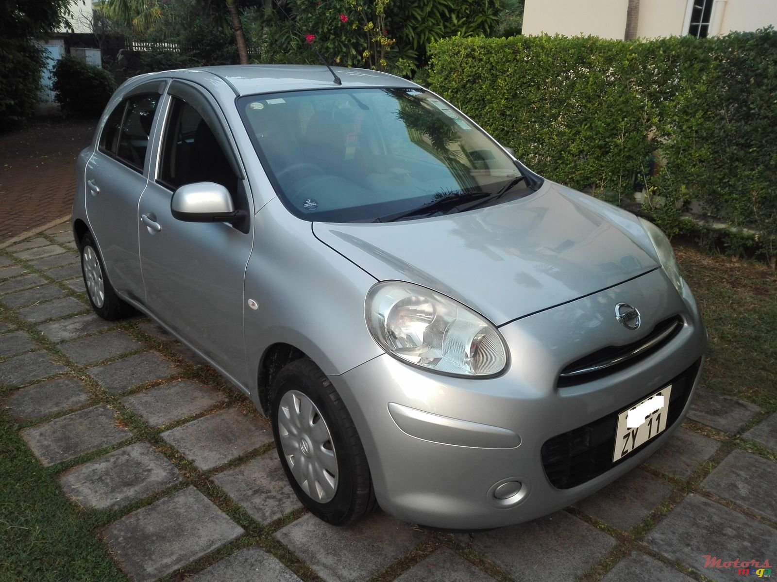 2011' Nissan March photo #2