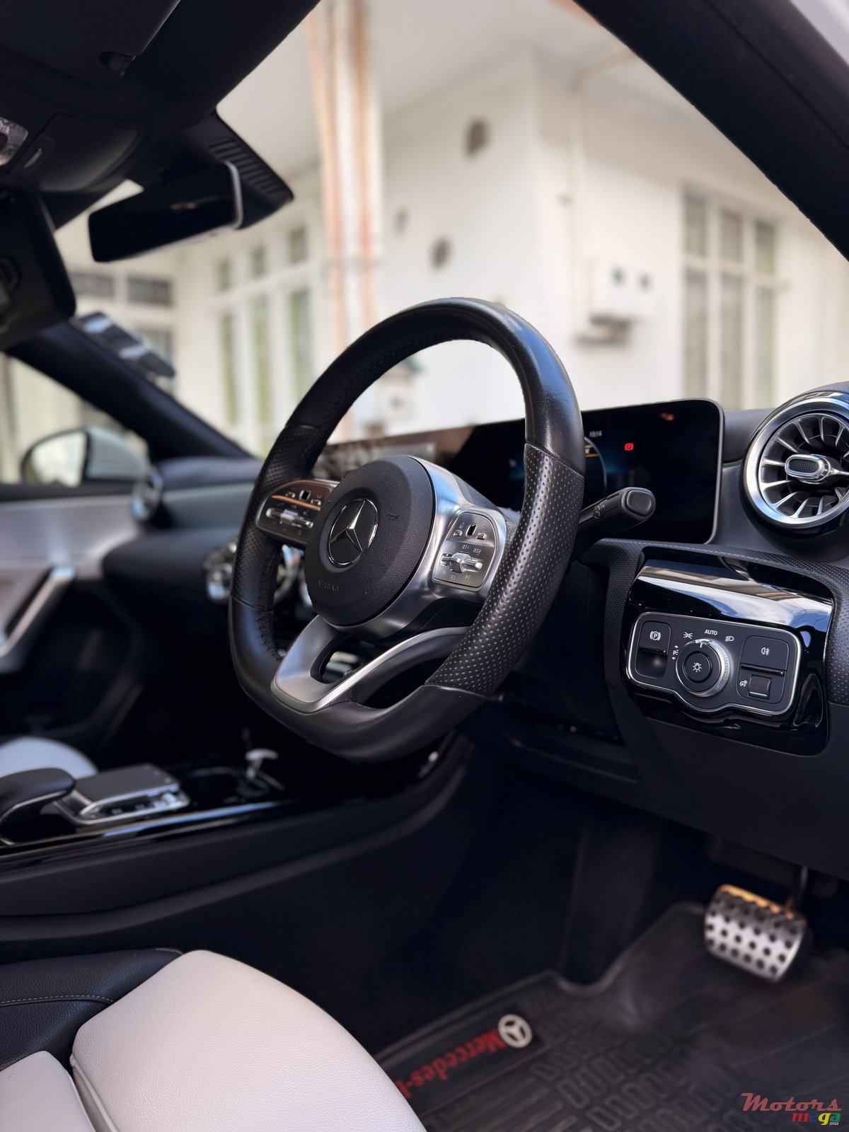 2020' Mercedes-Benz A 200 photo #4