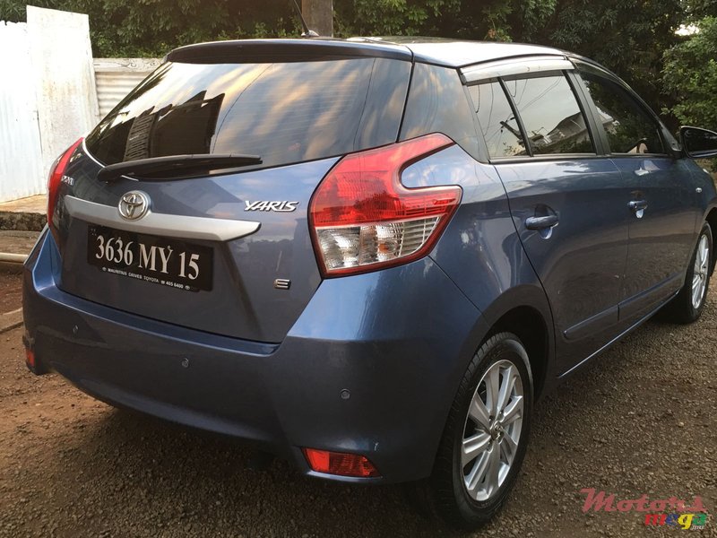 2015' Toyota Yaris photo #4