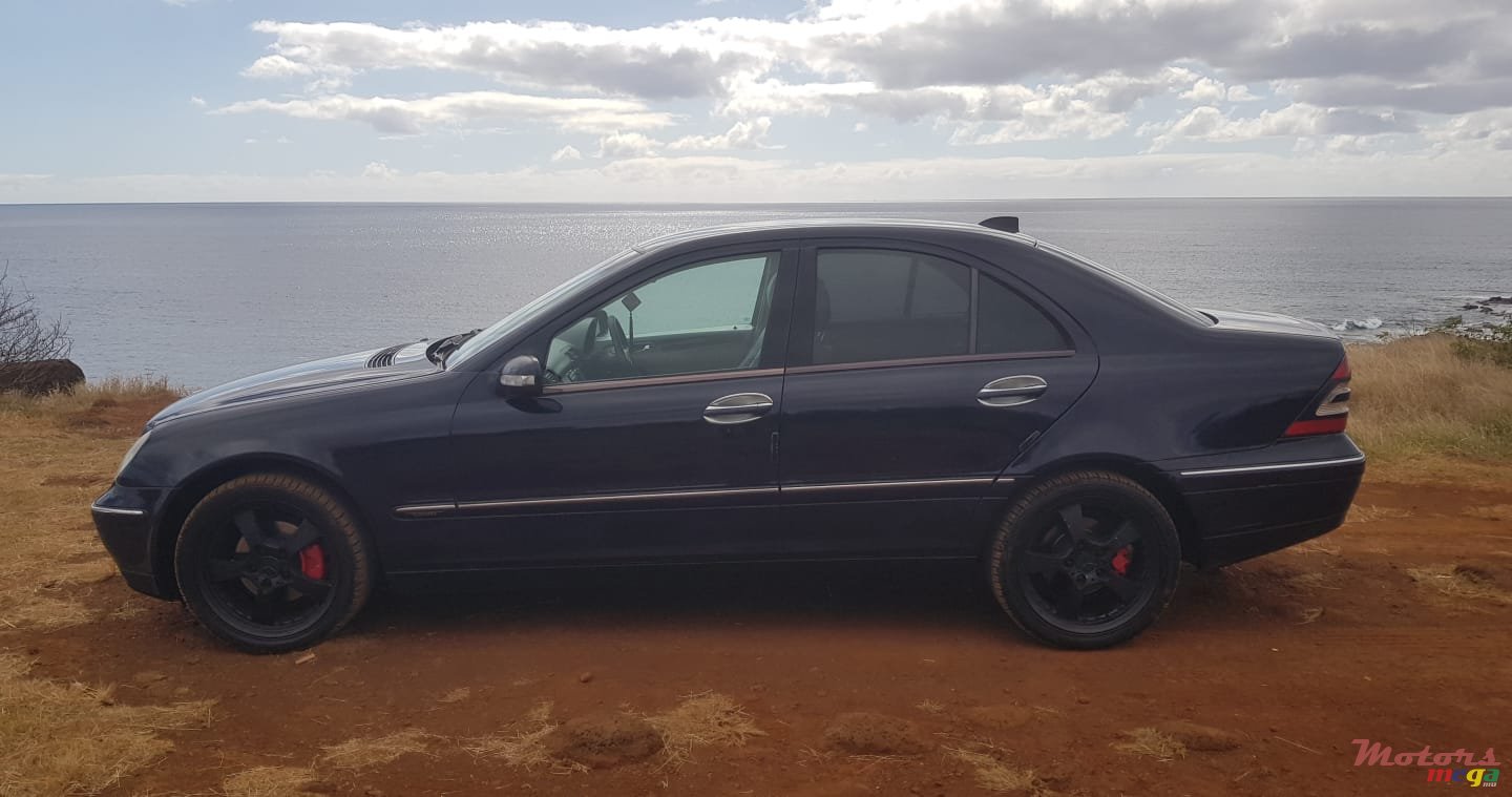 2002' Mercedes-Benz 200 photo #6