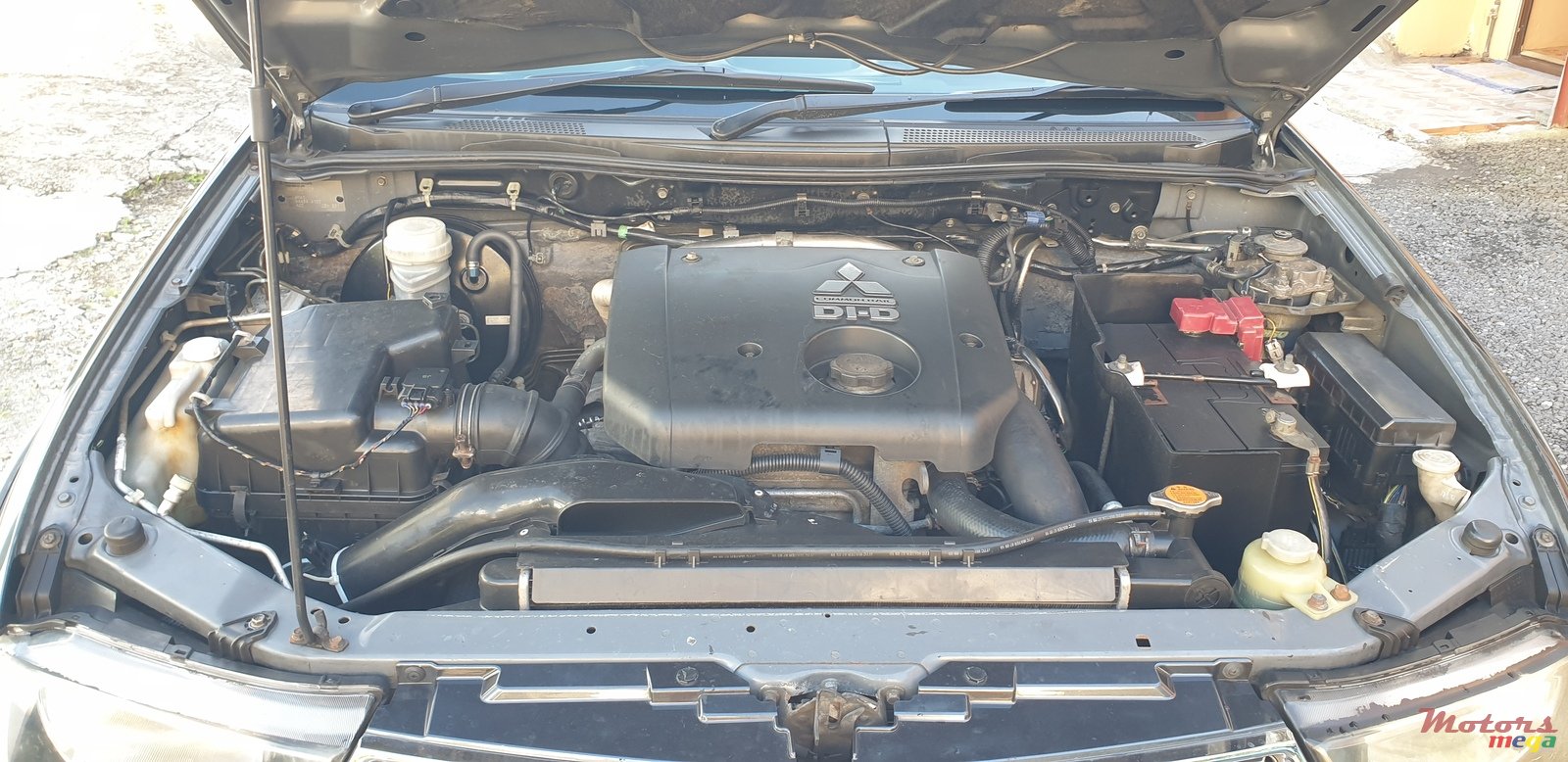 2011' Mitsubishi L200 Sportero photo #5