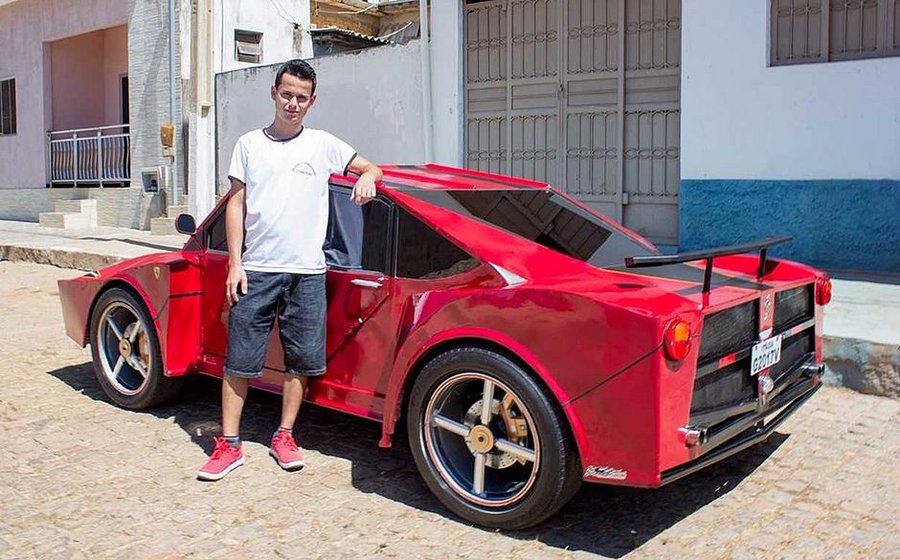 Ferrari replica built from scrap metal - just for 1500 EUR