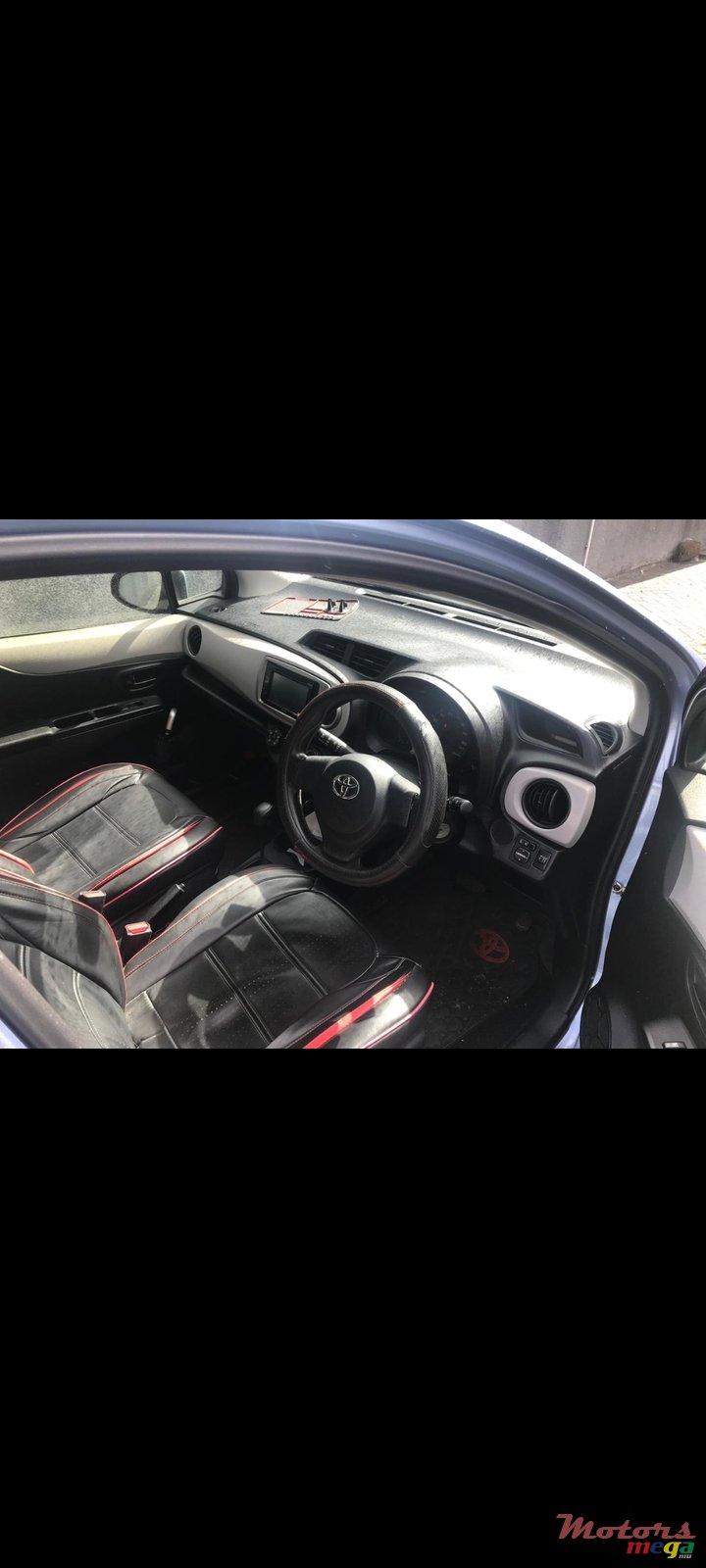 2012' Toyota Vitz photo #1