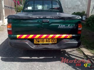 2000' Mitsubishi L 200 photo #3