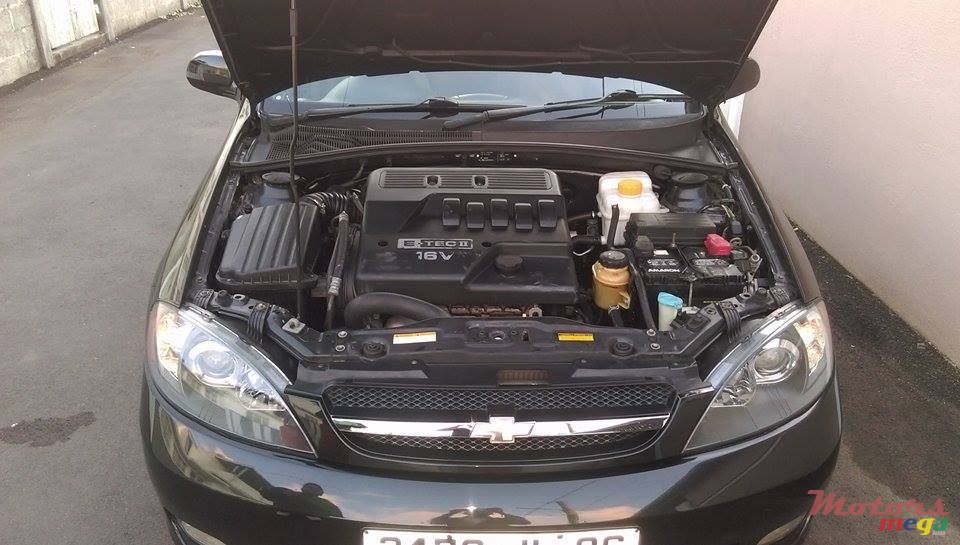 2006' Chevrolet Optra photo #3