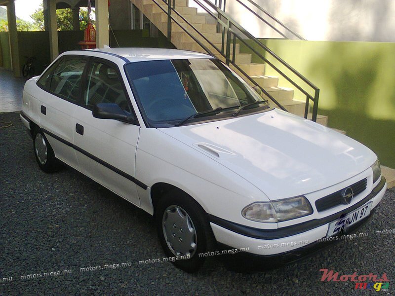 1997' Opel photo #1