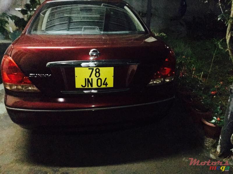 2004' Nissan Sunny photo #1