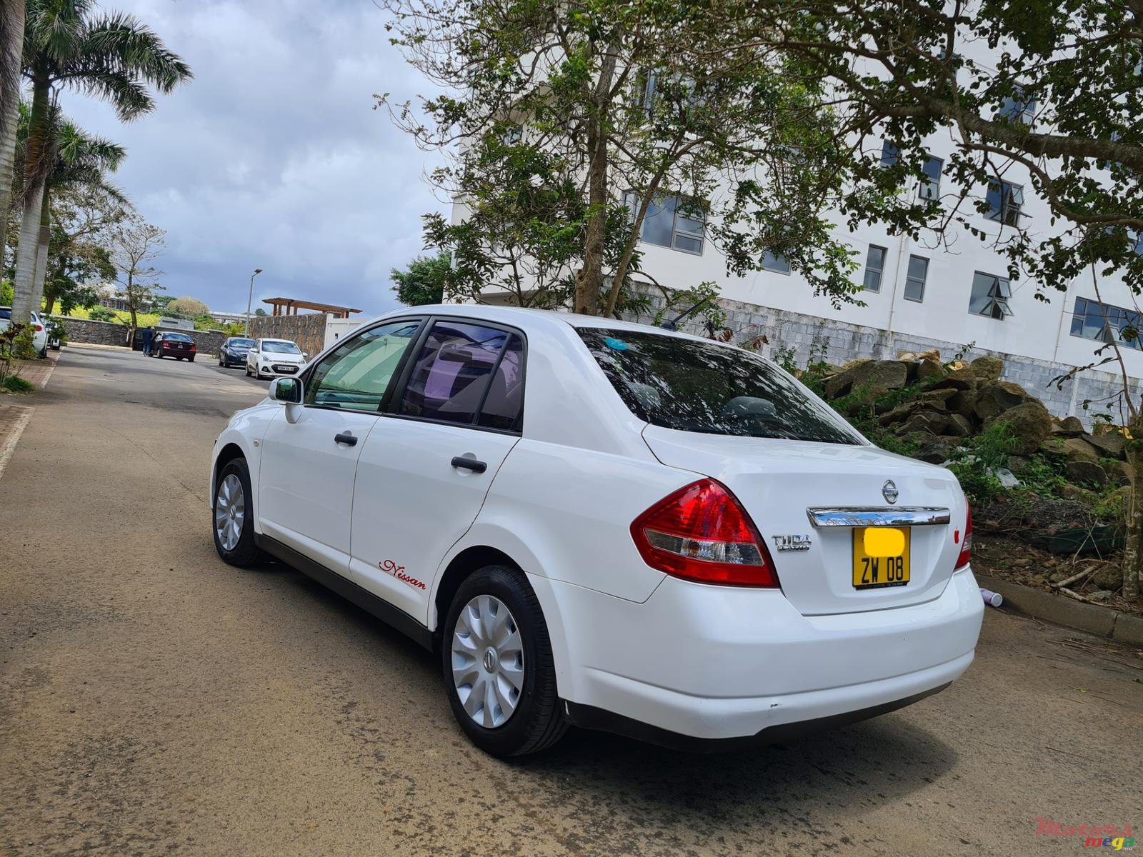 2008' Nissan Tiida Automatic photo #3