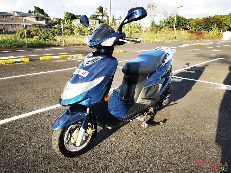 2019' Suzuki An125 photo #7