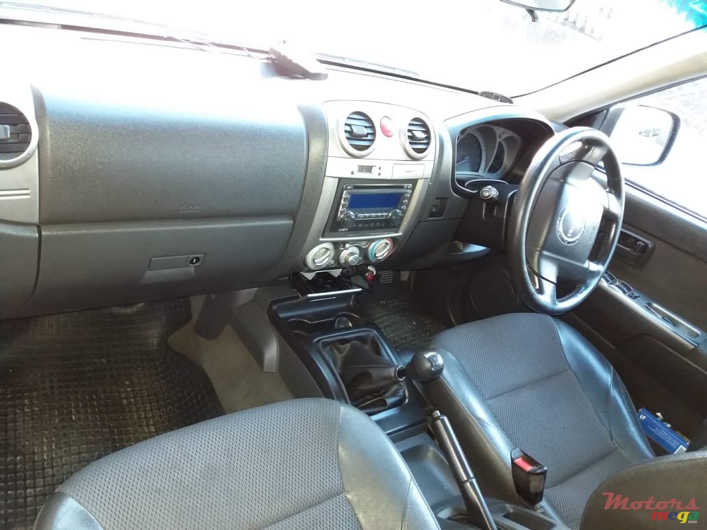 2008' Isuzu KB Series photo #5