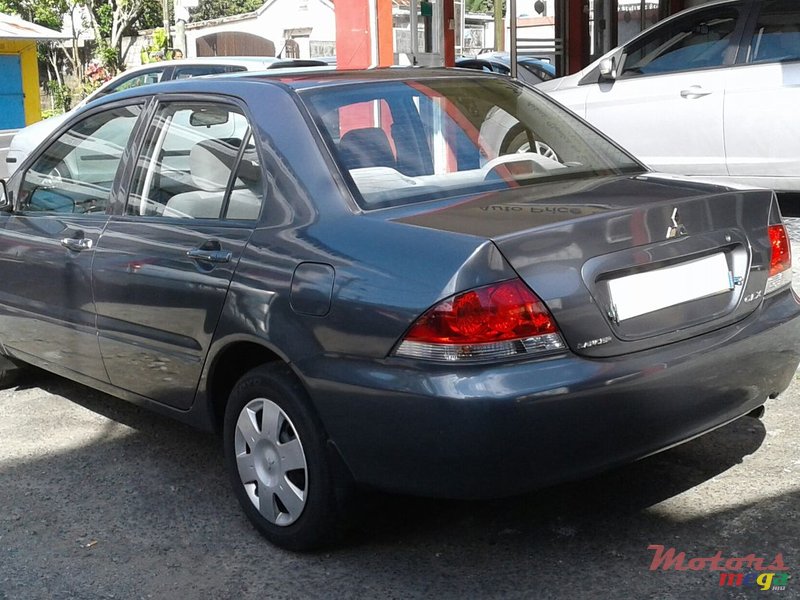 2008' Mitsubishi Lancer Glx photo #2