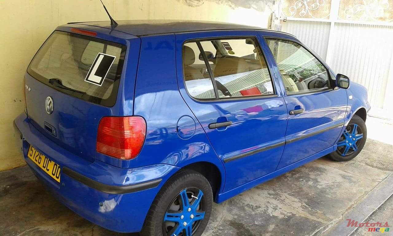2000' Volkswagen Polo photo #1