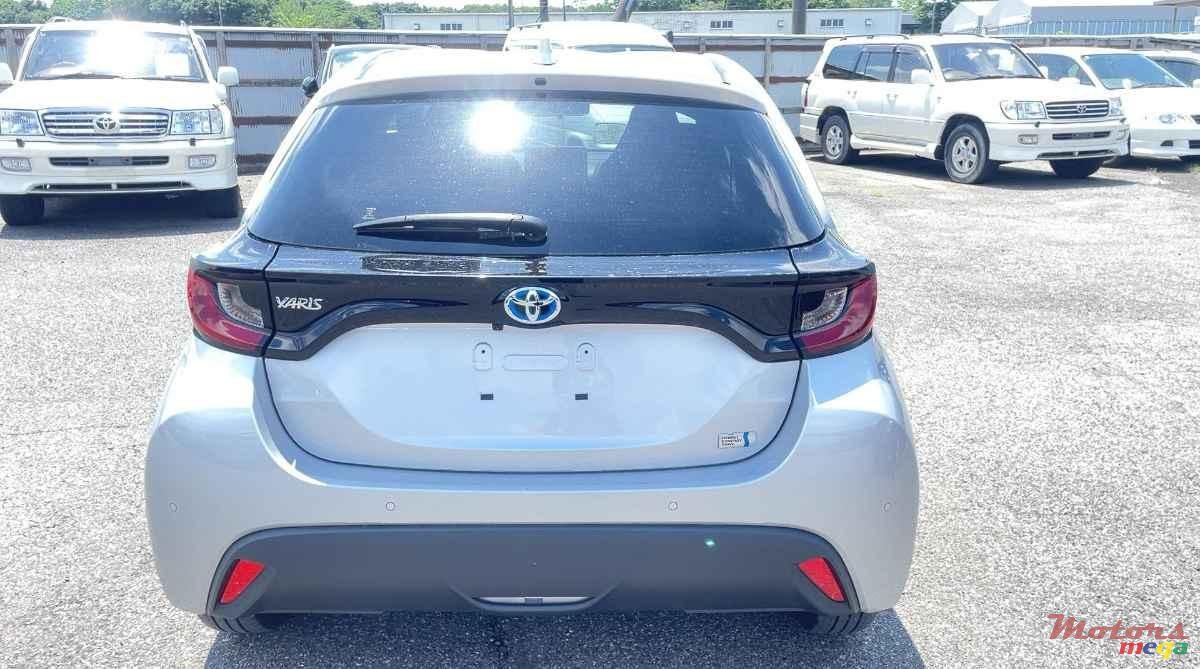 2021' Toyota Yaris photo #3
