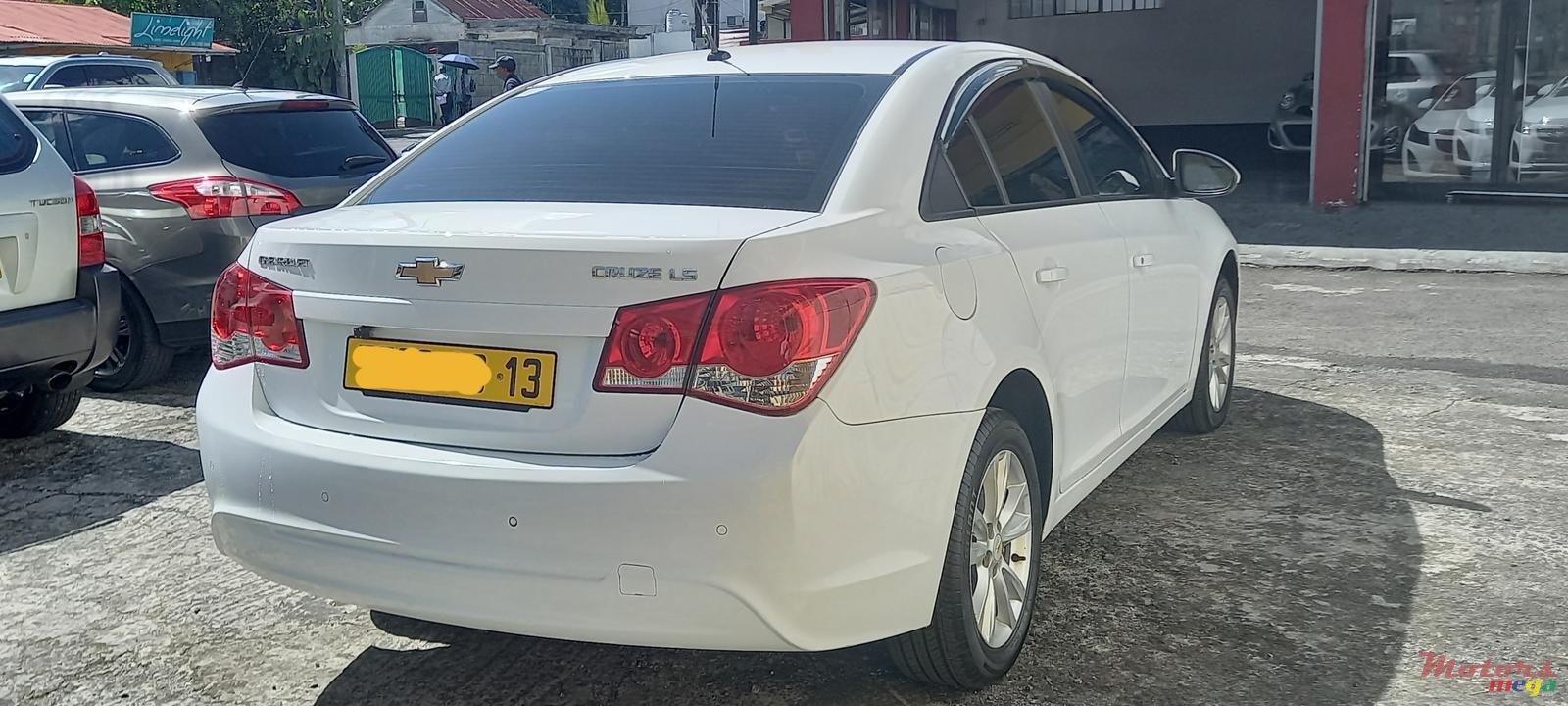 2013' Chevrolet Cruze photo #4