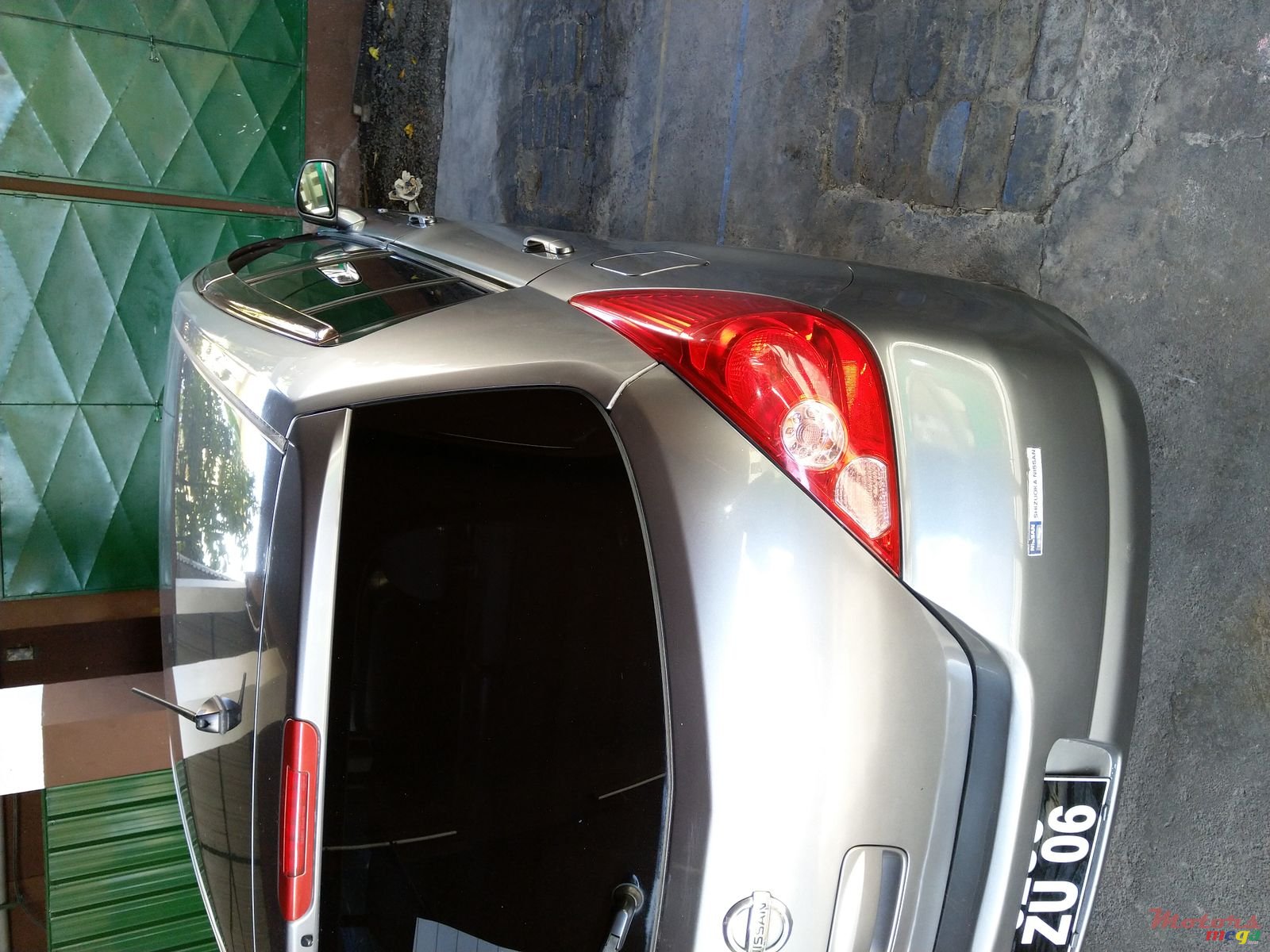 2006' Nissan Tiida photo #2