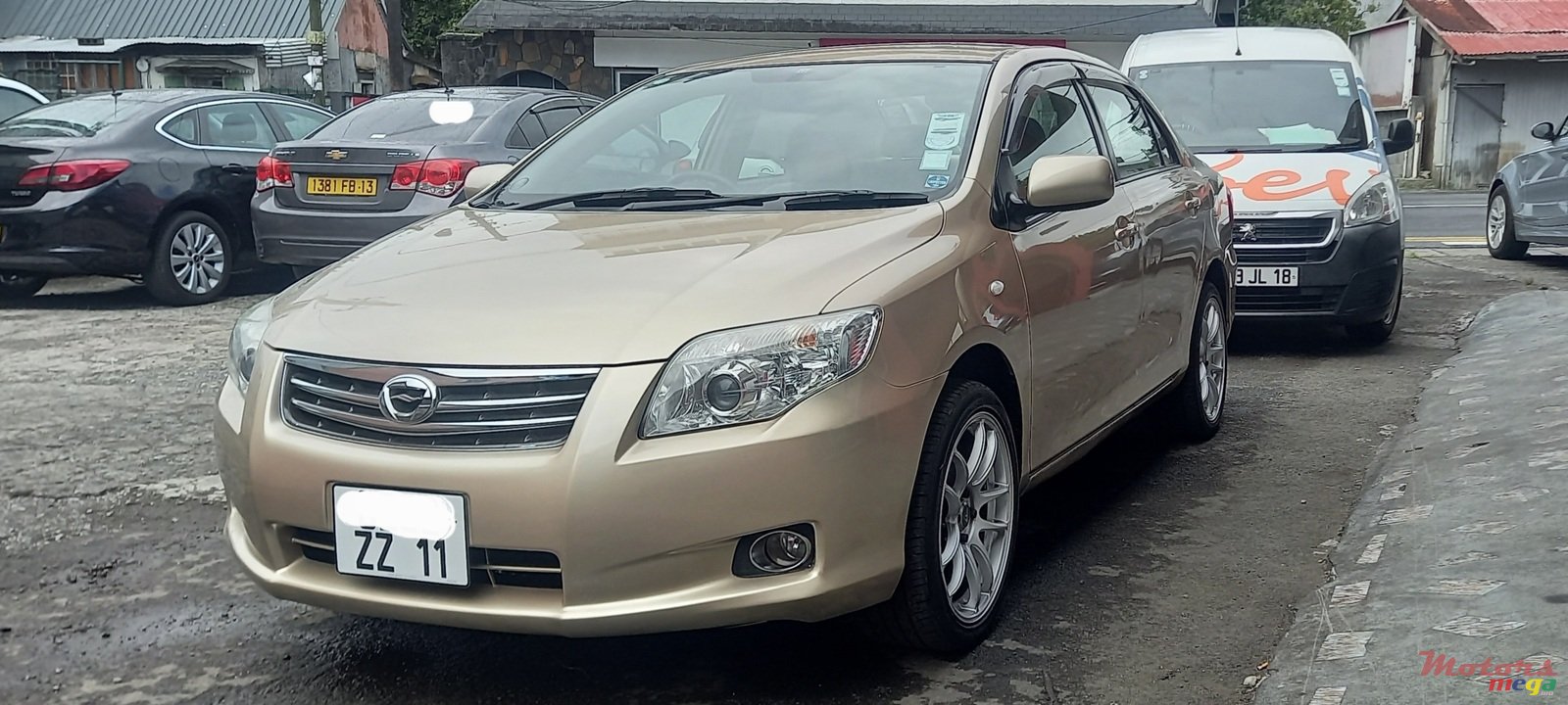 2011' Toyota Axio photo #2