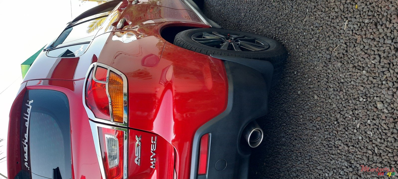 2013' Mitsubishi ASX photo #3