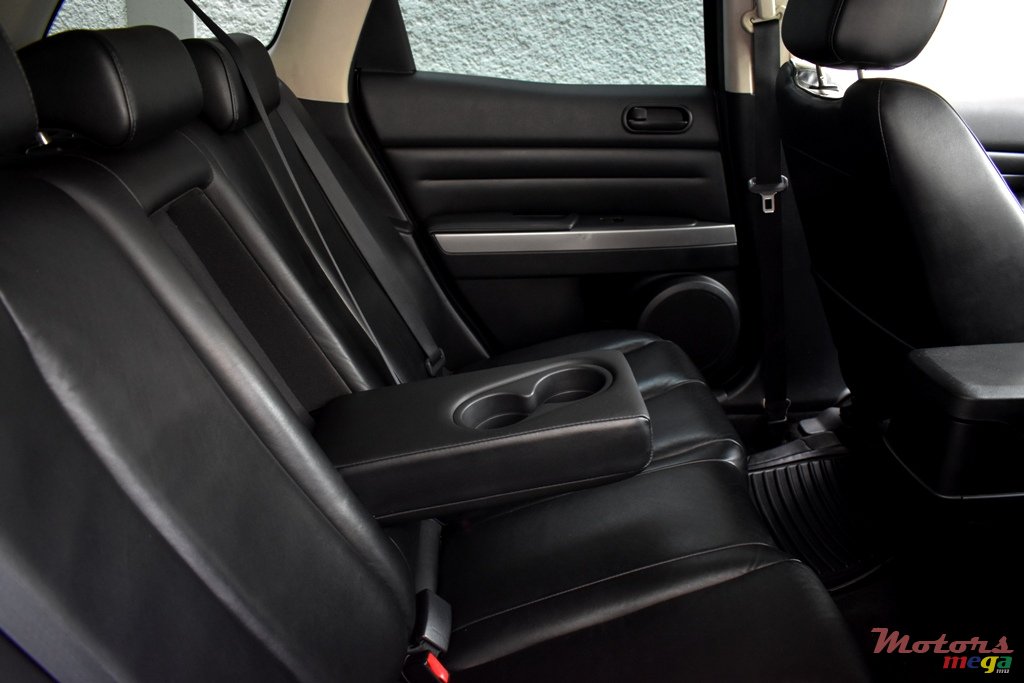2011' Mazda CX-7 photo #6