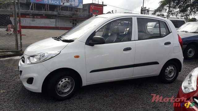 2012' Hyundai i10 photo #4