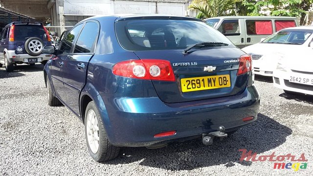 2008' Chevrolet Optra photo #3