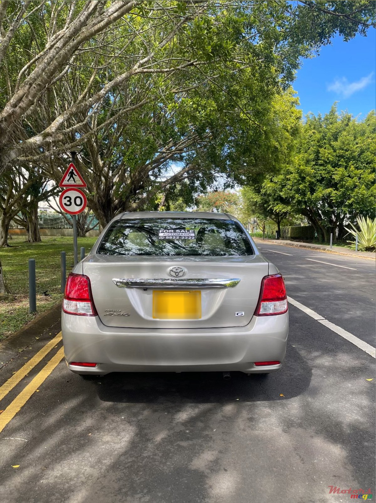 2014' Toyota Axio photo #3