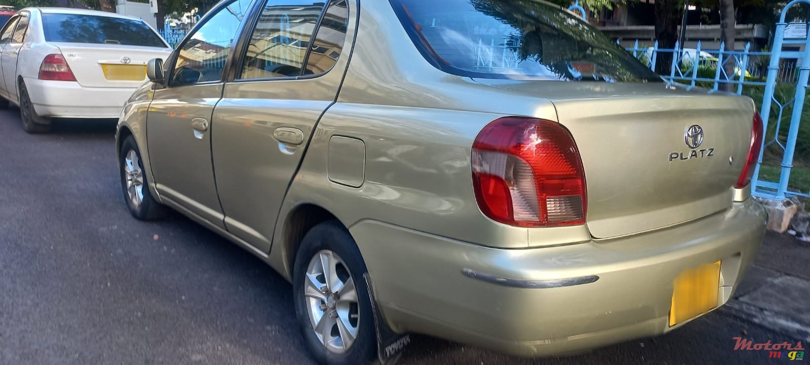 2001' Toyota Platz photo #5