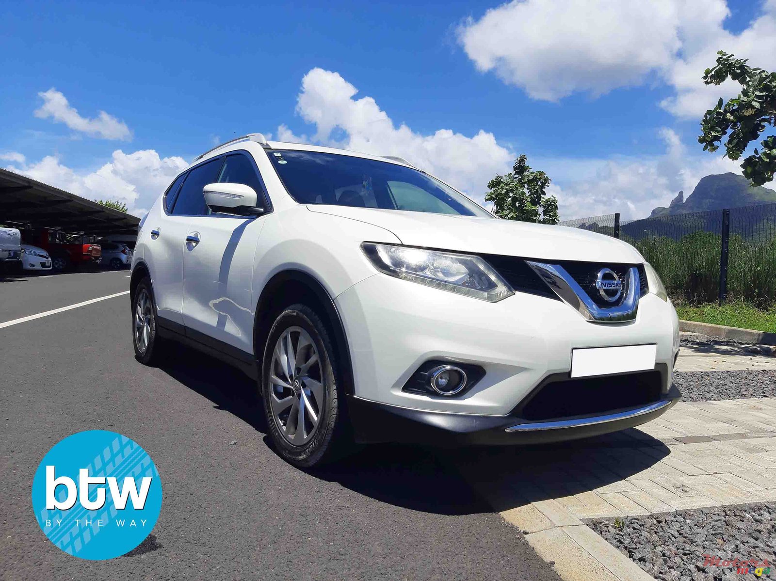2015' Nissan X-Trail photo #1