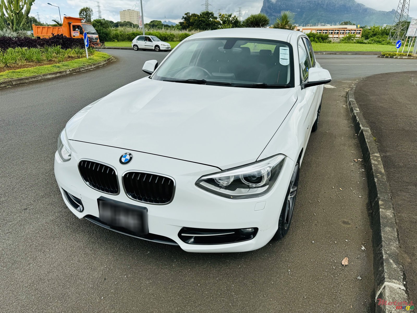 2012' BMW 116 Sportline photo #2