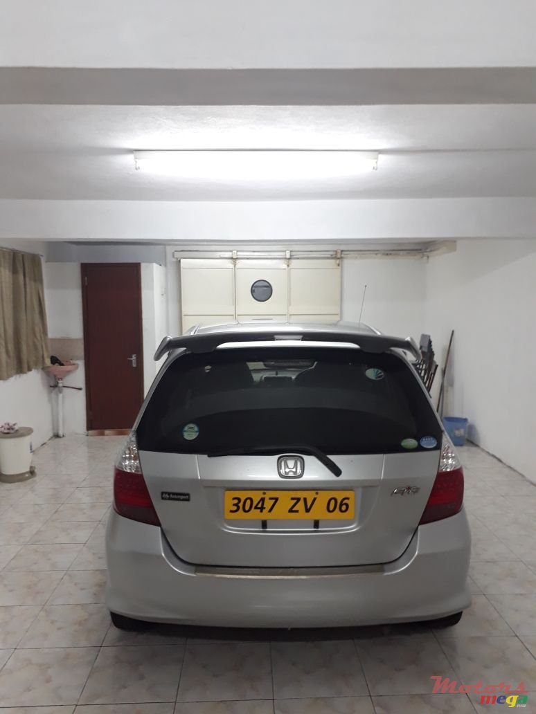 2006' Honda Fit photo #3