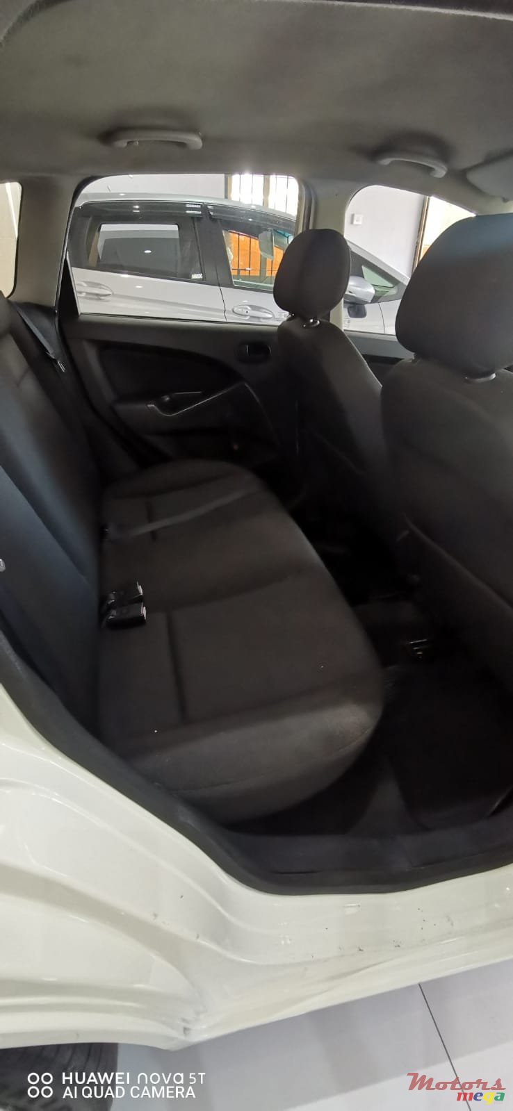 2011' Ford Figo photo #4