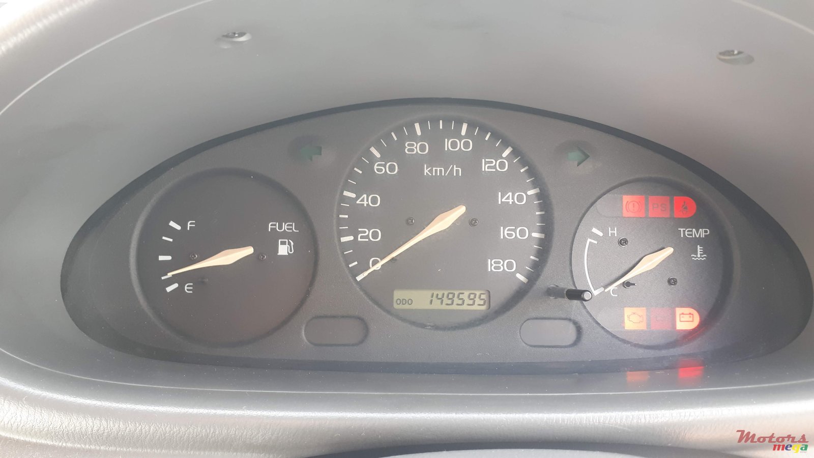 2001' Nissan March photo #3