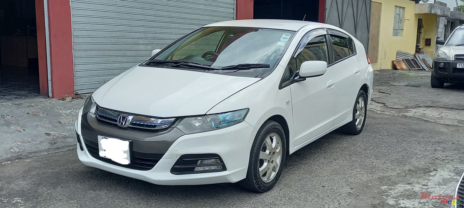 2012' Honda Insight photo #2