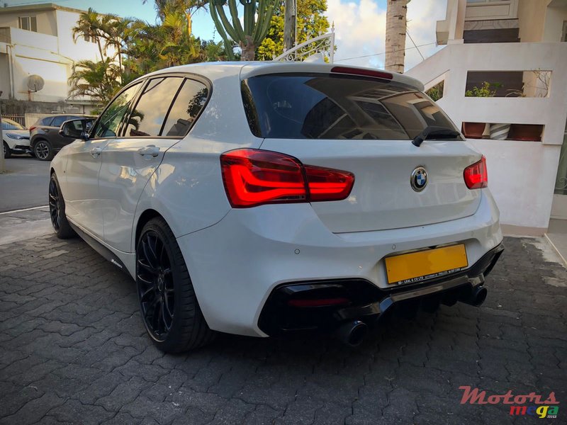 2015' BMW 1 Series M M Sport package photo #4