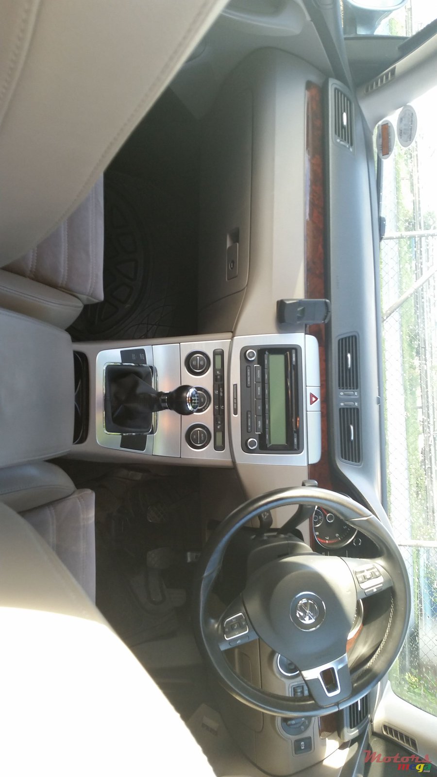 2010' Volkswagen photo #2