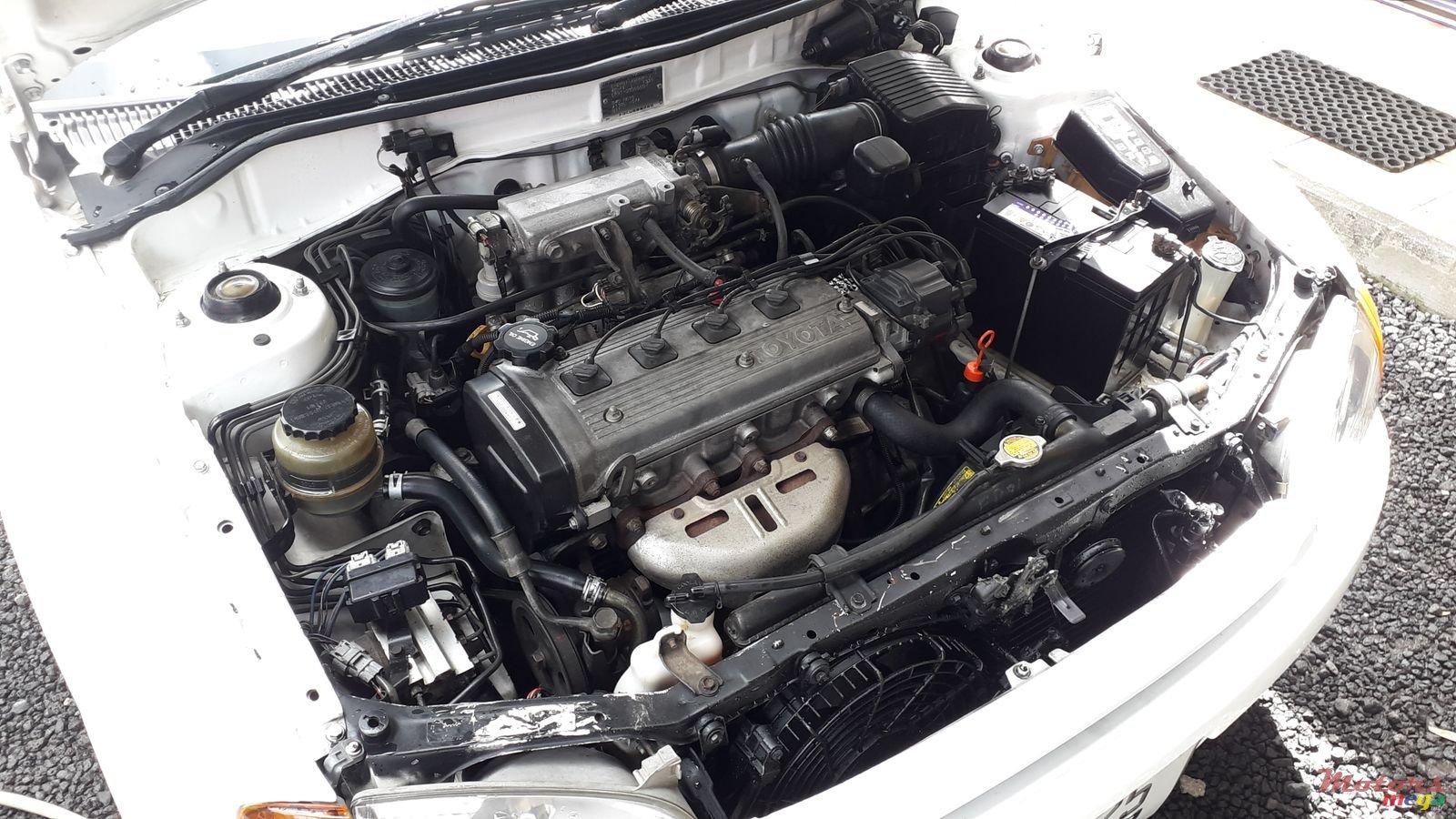 1998' Toyota Starlet photo #7