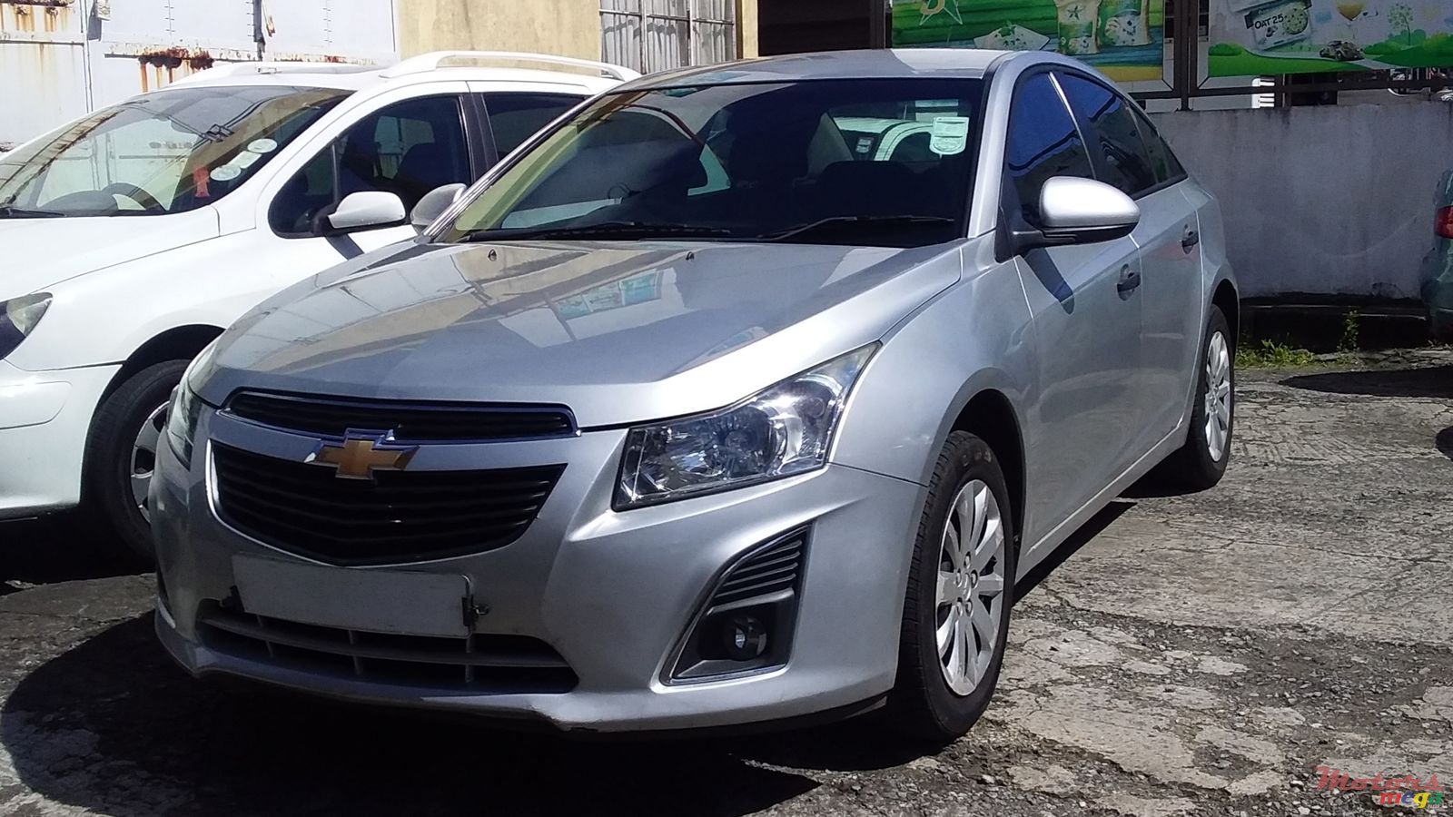2013' Chevrolet Cruze photo #1